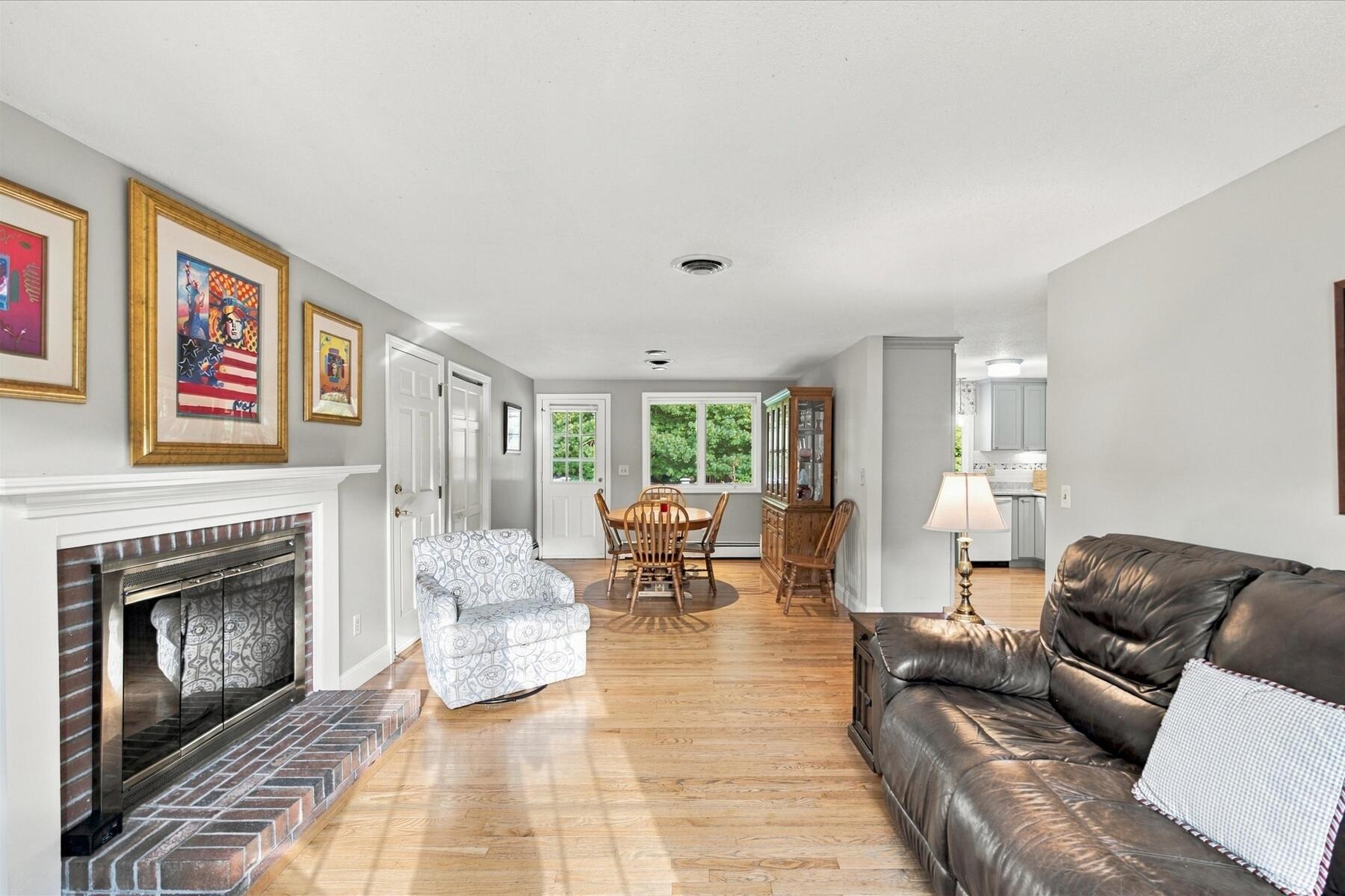 402 Prince Hinckley Road Centerville MA 02632