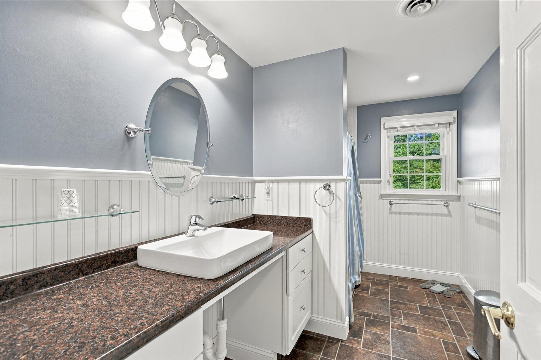 402 Prince Hinckley Road Centerville MA 02632