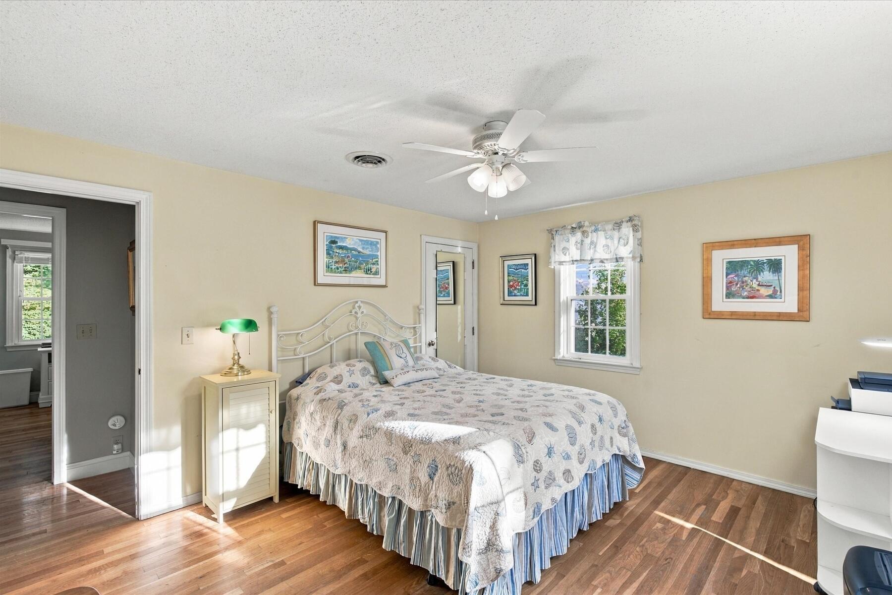 402 Prince Hinckley Road Centerville MA 02632