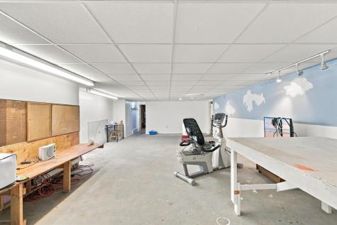 402 Prince Hinckley Road Centerville MA 02632
