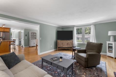 36 Waltham Circle MA 02673