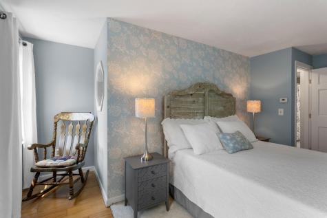 36 Waltham Circle MA 02673