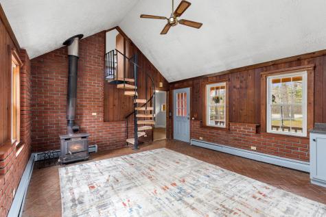 10 Quaker Meetinghouse Road Sandwich MA 02537