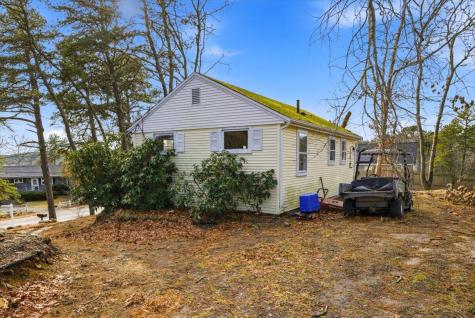 53 Carters Bridge Road Plymouth MA 02360