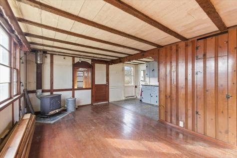 53 Carters Bridge Road Plymouth MA 02360