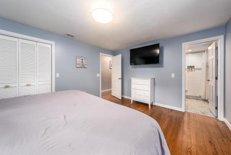 25 Clinton Drive MA 02675