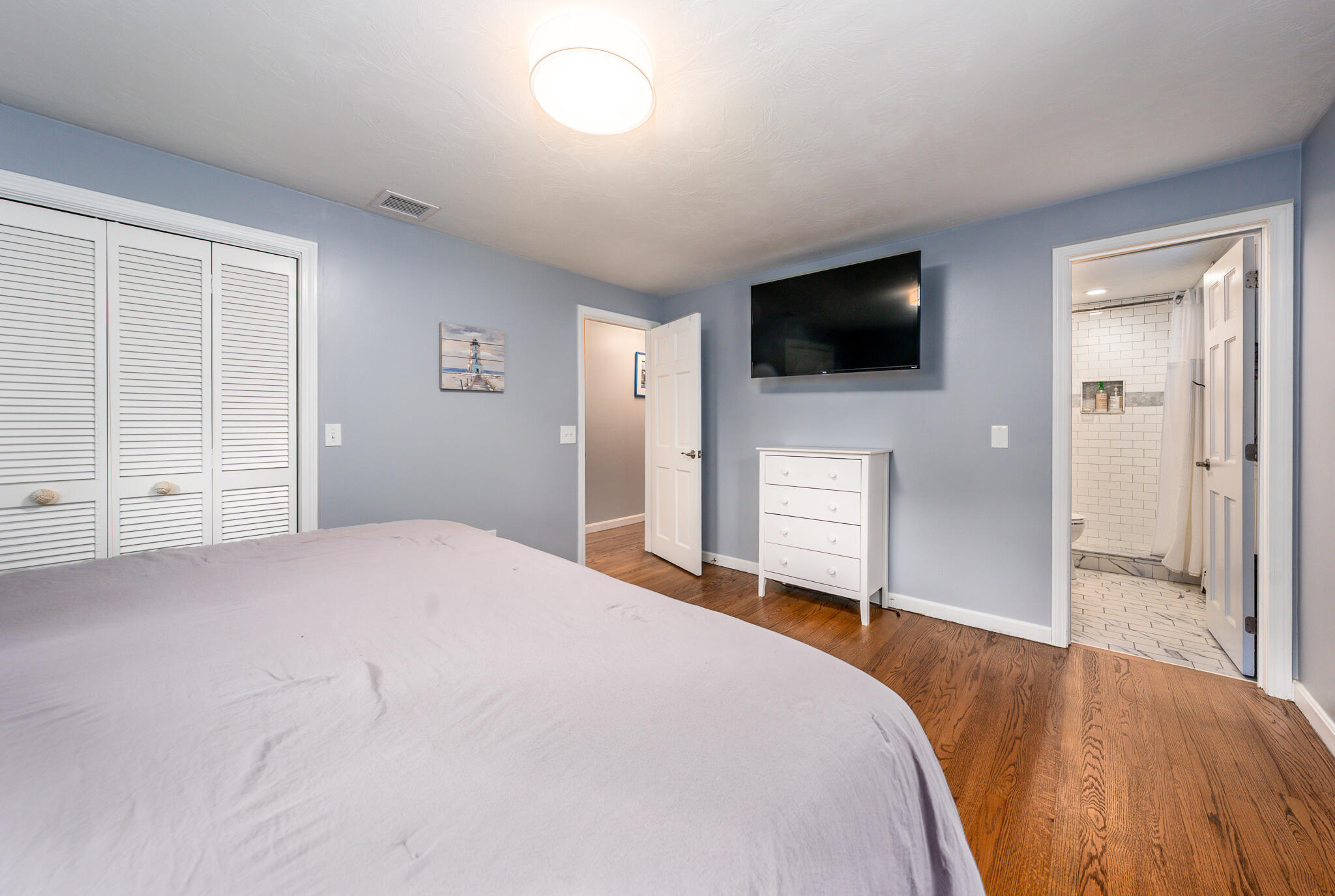 25 Clinton Drive MA 02675