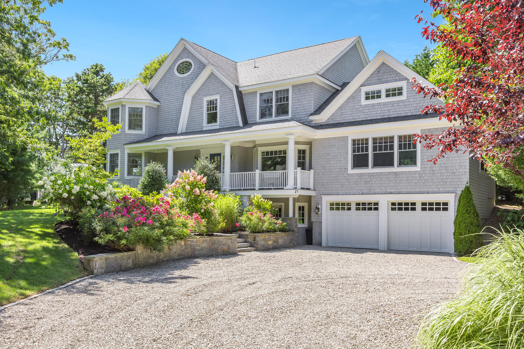 27 Prestwick Lane Mashpee MA 02649