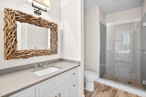 27 Prestwick Lane Mashpee MA 02649