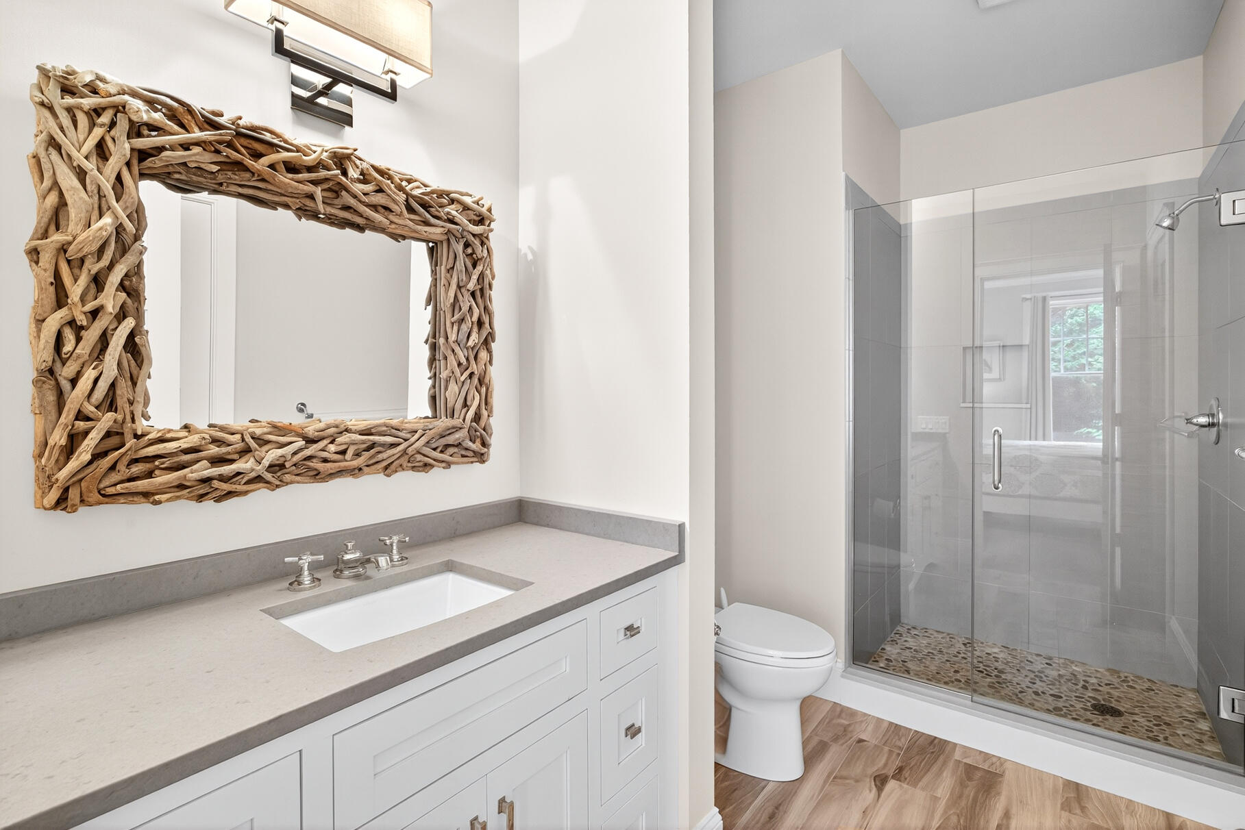 27 Prestwick Lane Mashpee MA 02649