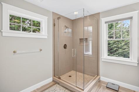27 Prestwick Lane Mashpee MA 02649