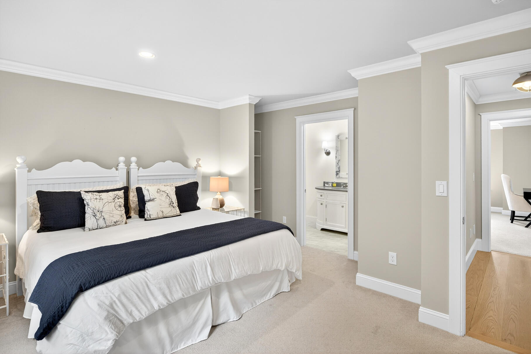 27 Prestwick Lane Mashpee MA 02649