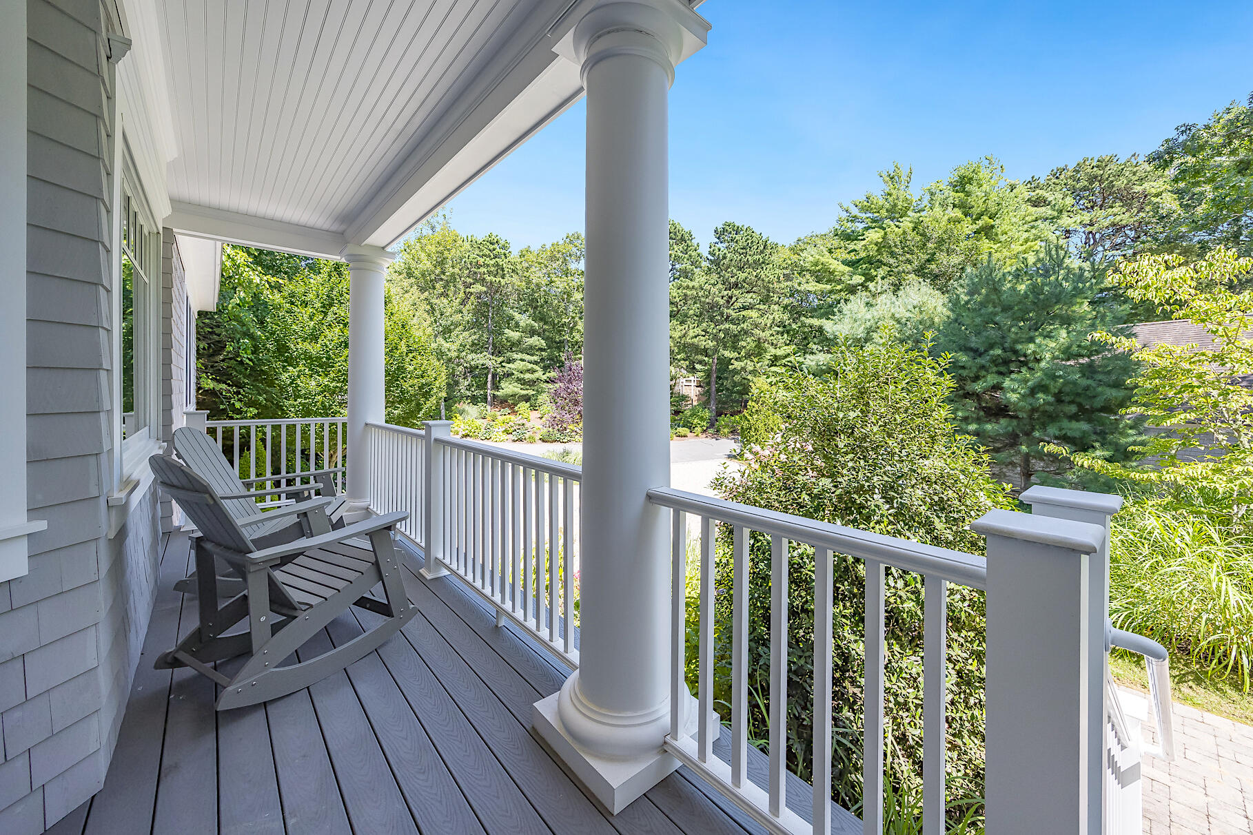 27 Prestwick Lane Mashpee MA 02649
