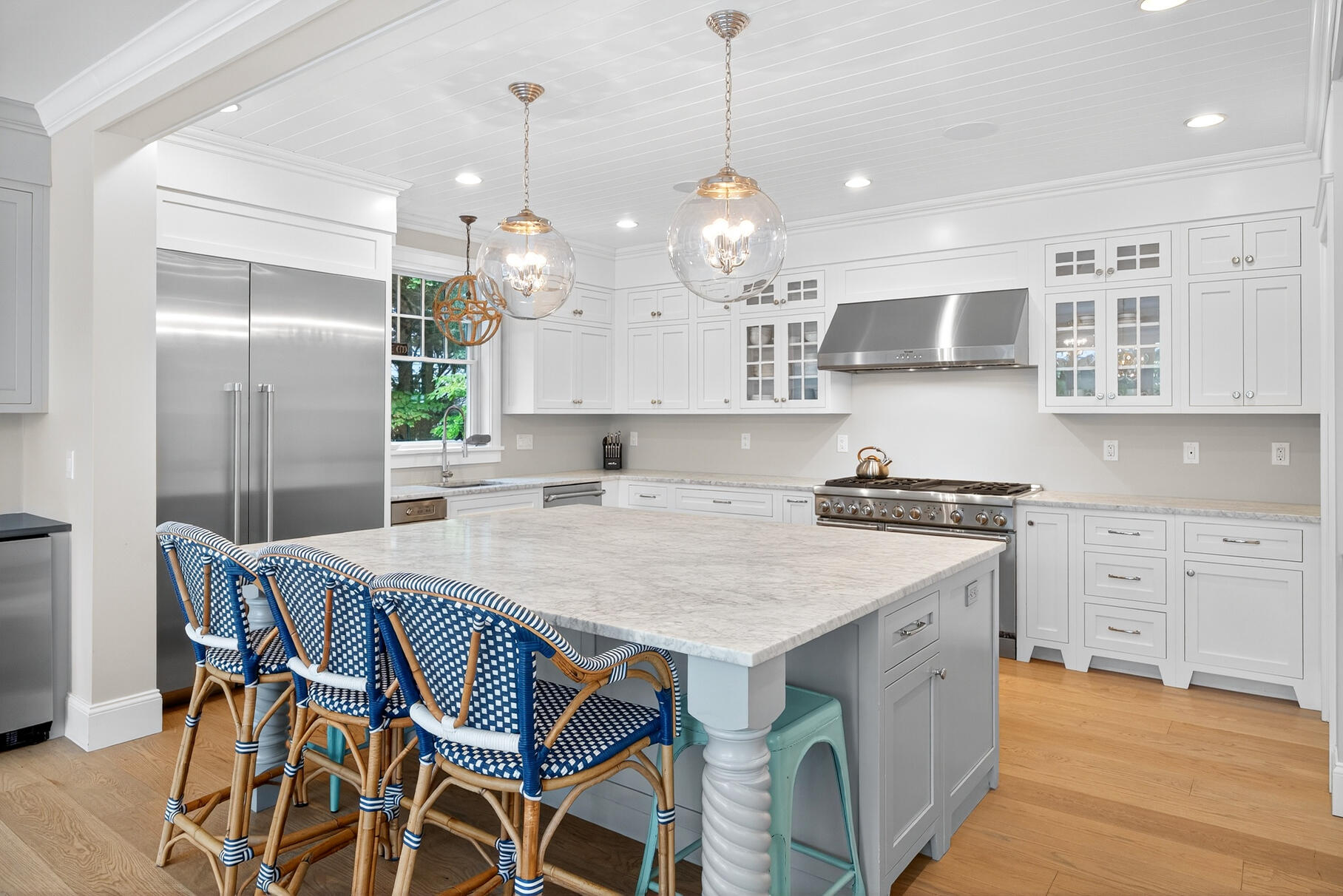 27 Prestwick Lane Mashpee MA 02649
