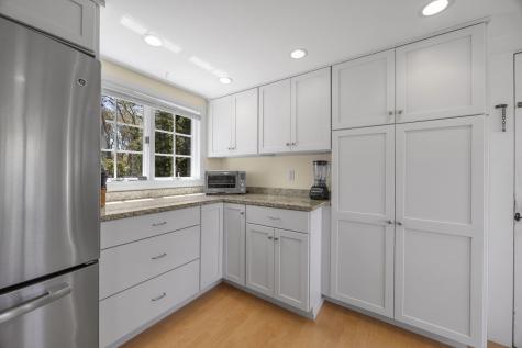 8 Skinequit Lane Harwich MA 02661