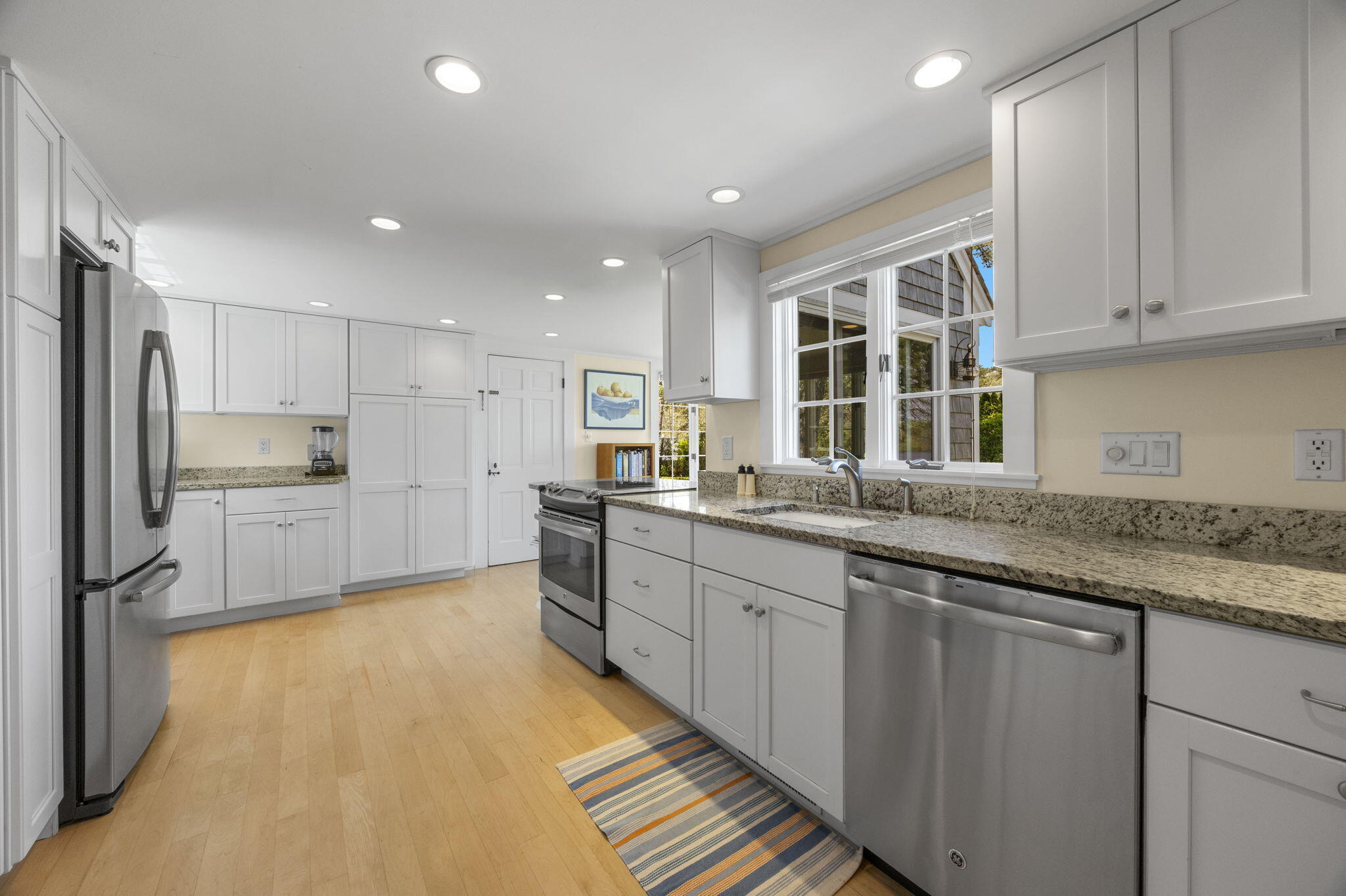 8 Skinequit Lane Harwich MA 02661