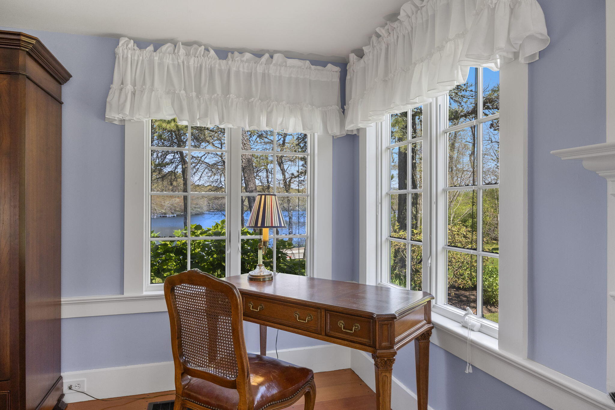 8 Skinequit Lane Harwich MA 02661