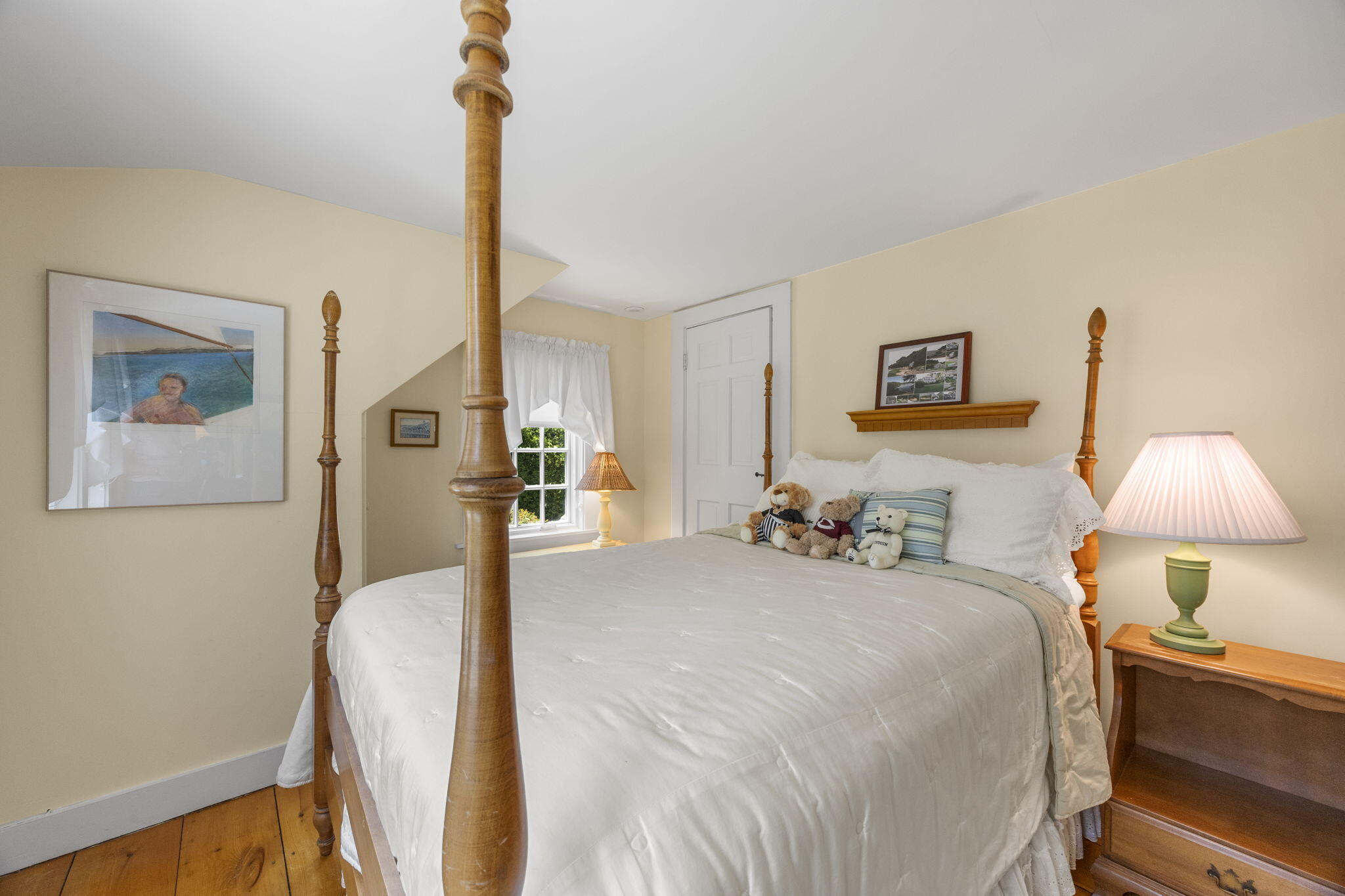 8 Skinequit Lane Harwich MA 02661