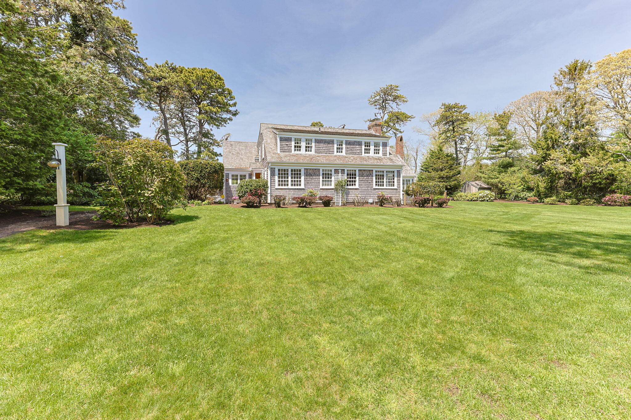8 Skinequit Lane Harwich MA 02661