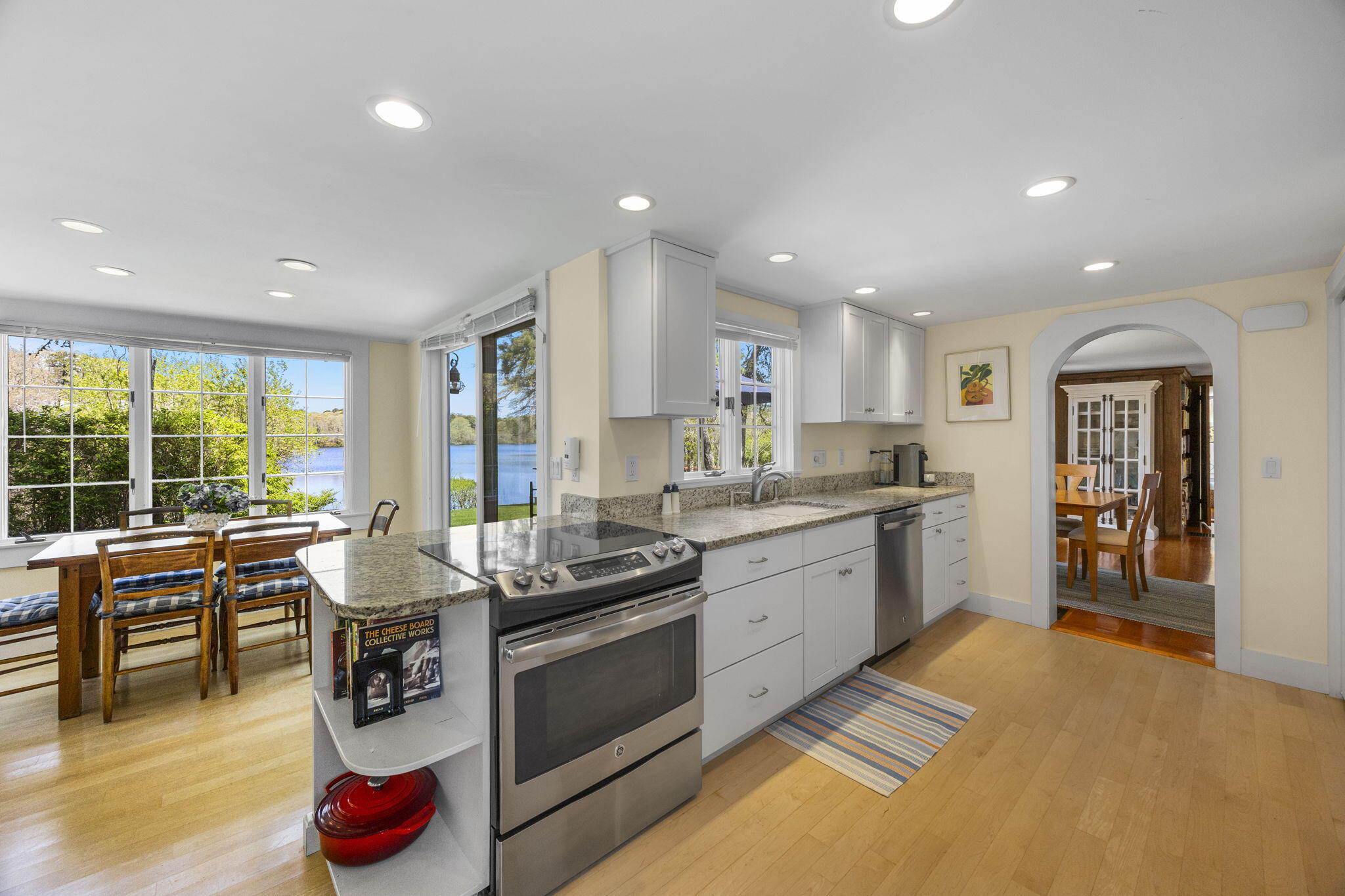 8 Skinequit Lane Harwich MA 02661