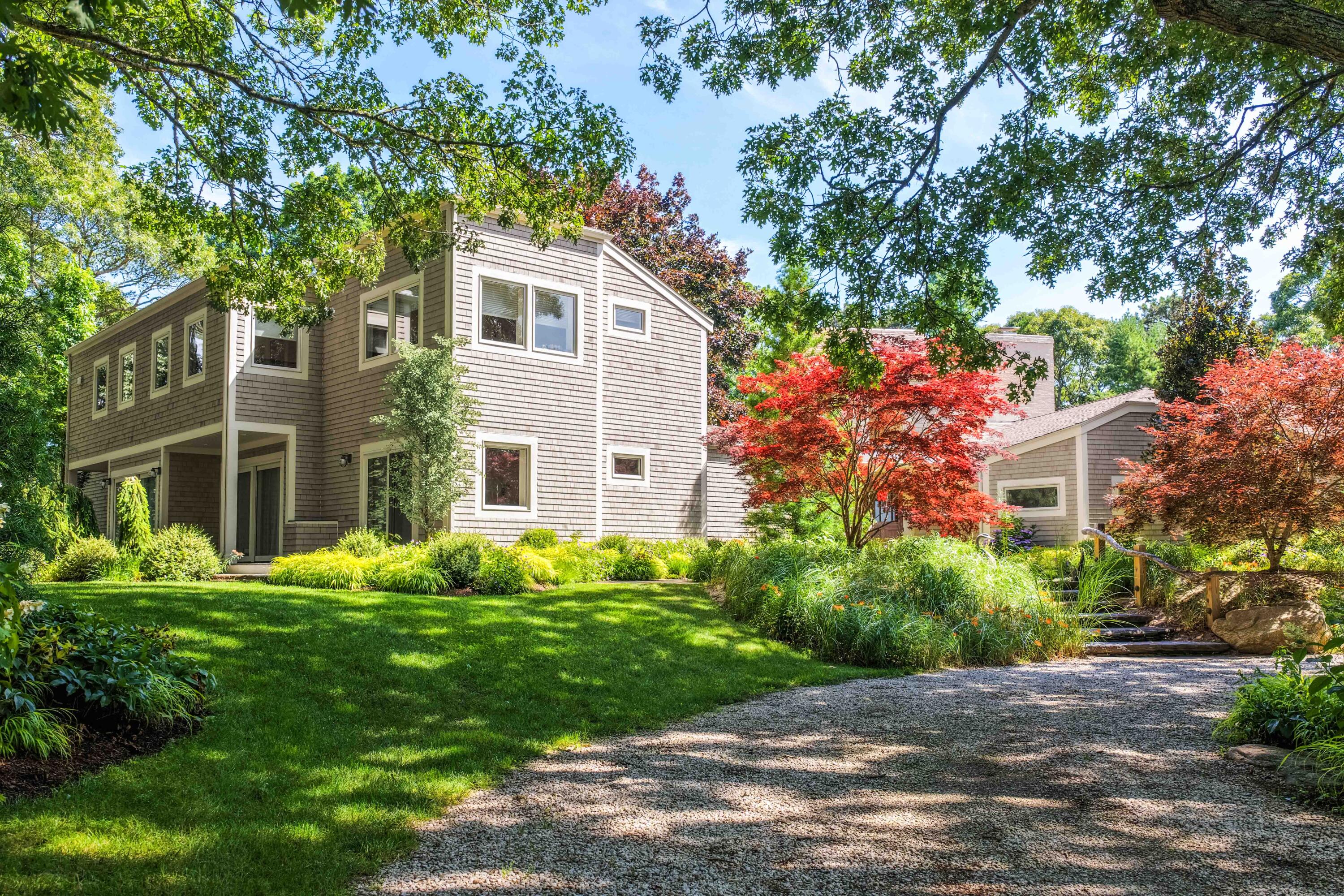 219 Scraggy Neck Road Cataumet MA 02534
