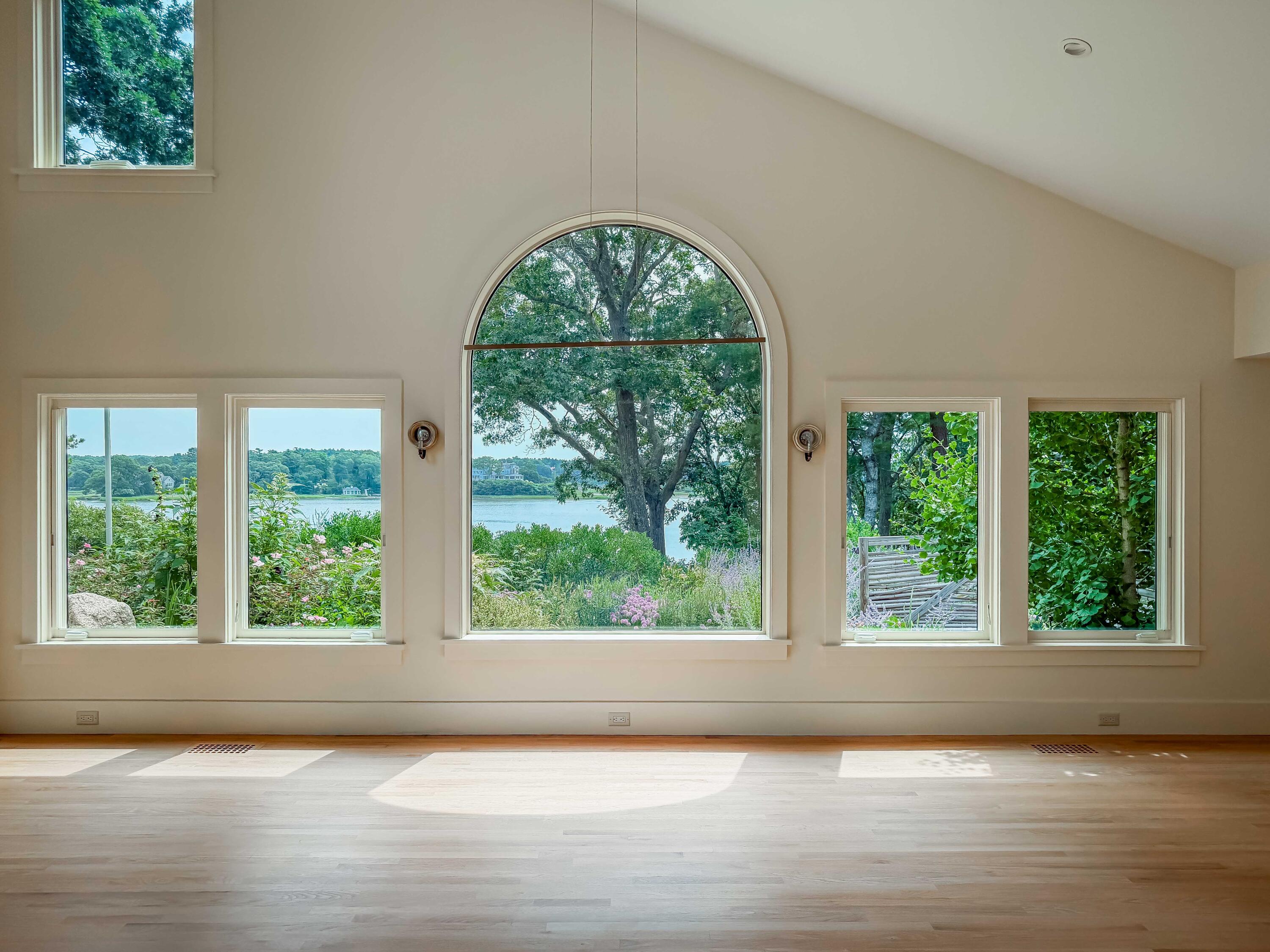 219 Scraggy Neck Road Cataumet MA 02534