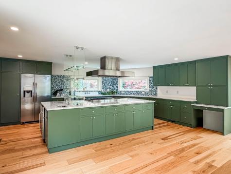 219 Scraggy Neck Road Cataumet MA 02534