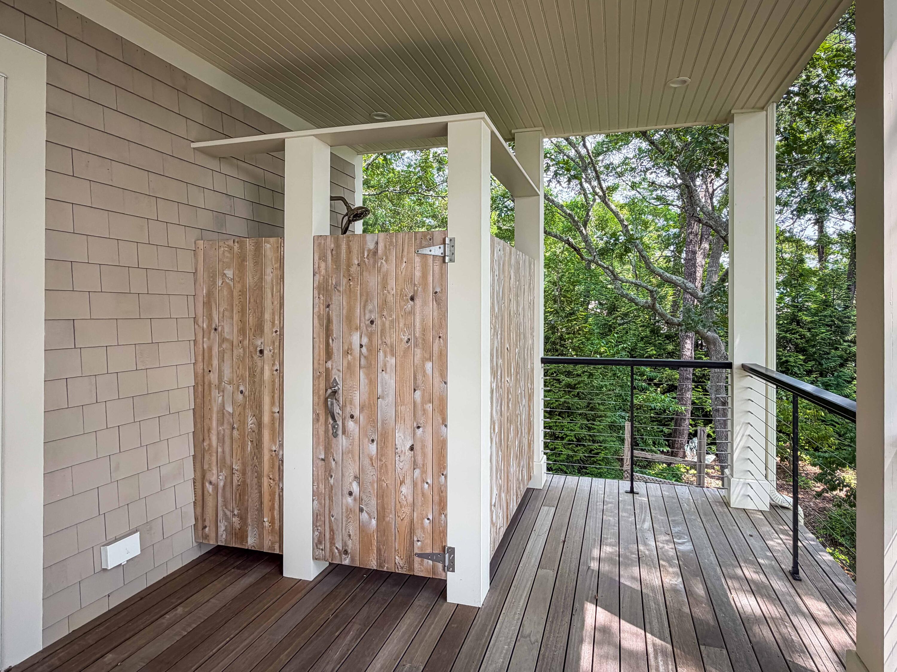 219 Scraggy Neck Road Cataumet MA 02534