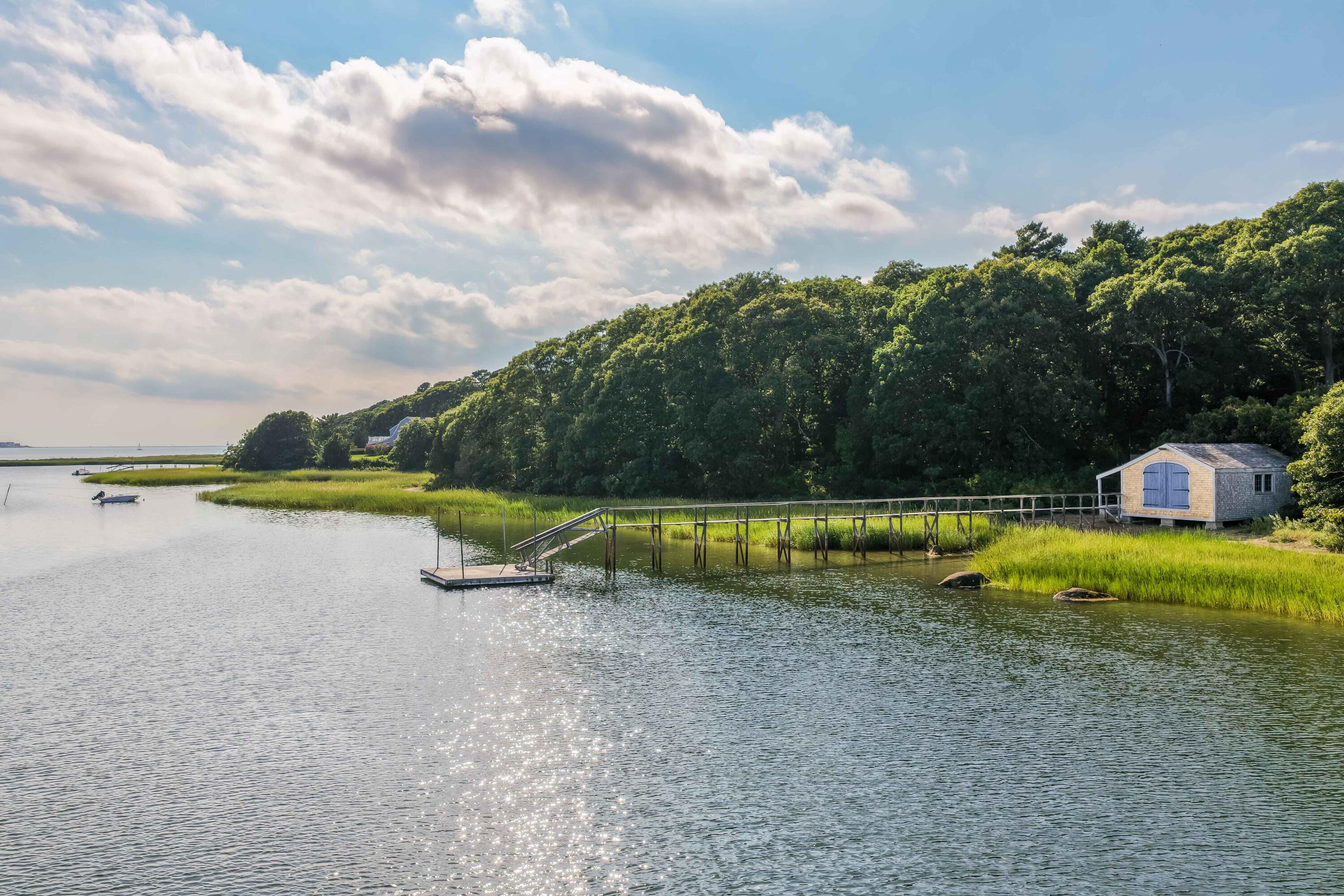 219 Scraggy Neck Road Cataumet MA 02534