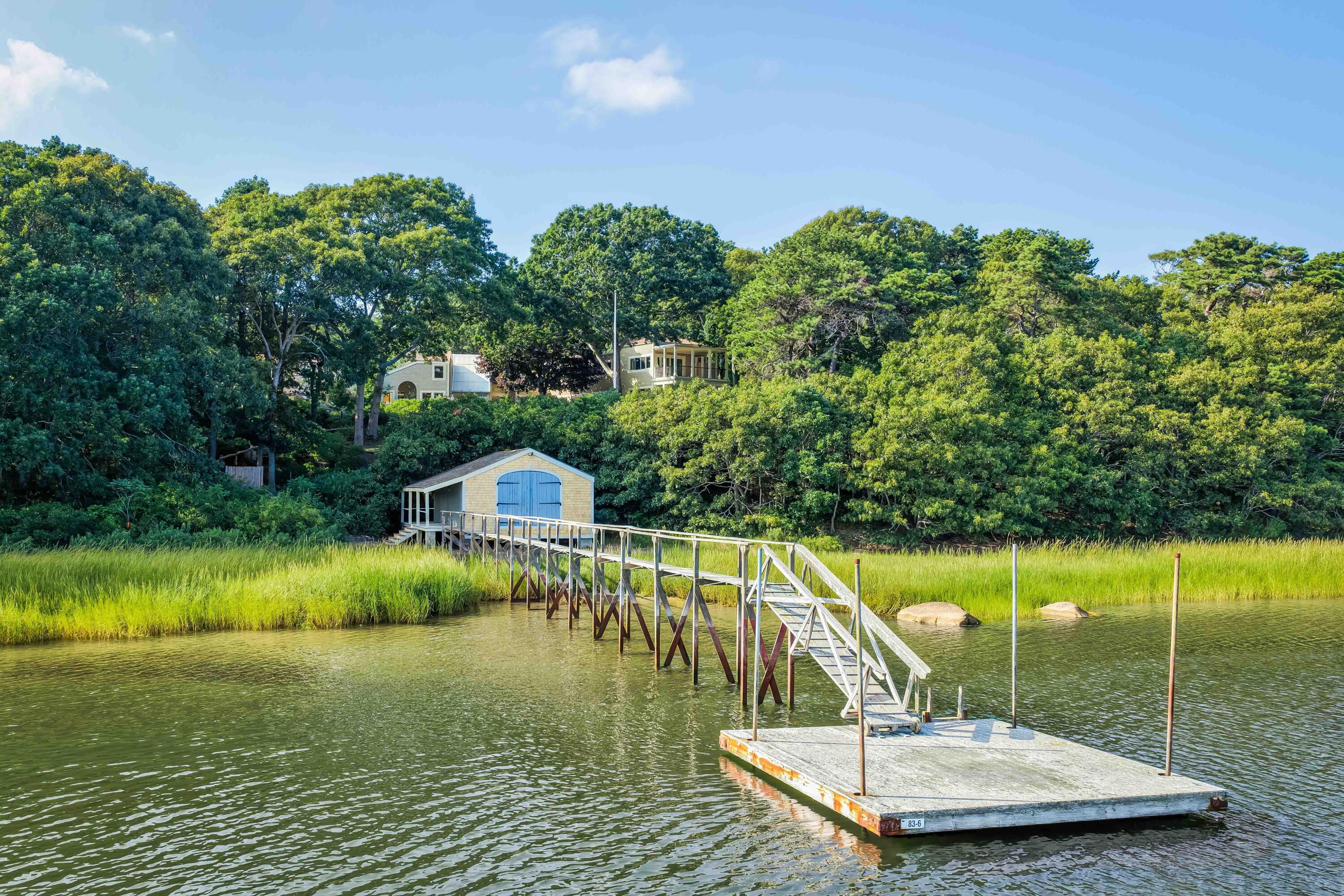 219 Scraggy Neck Road Cataumet MA 02534