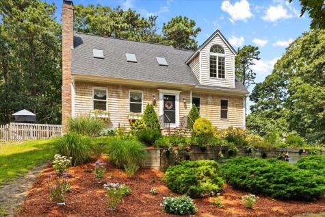 4 Selah Circle Eastham MA 02642