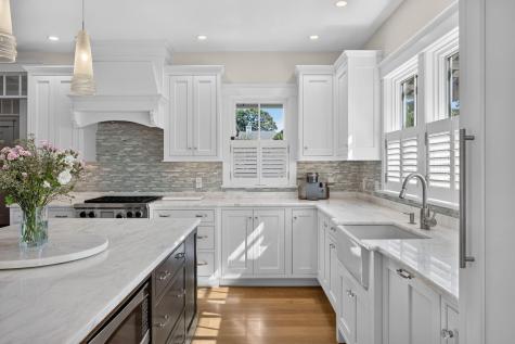 141 Hollingsworth Road Osterville MA 02655