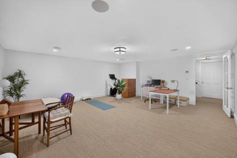 141 Hollingsworth Road Osterville MA 02655