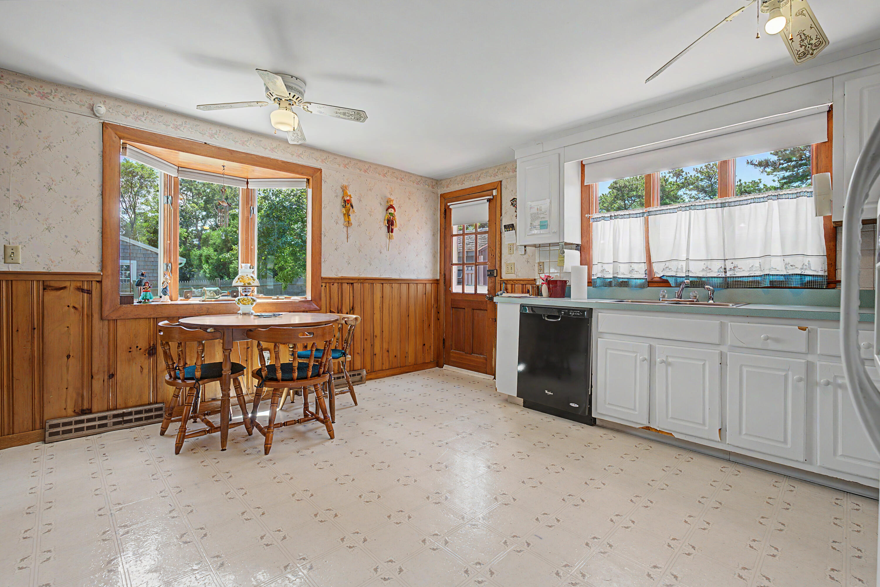 43 Dartmouth Road West Dennis MA 02670