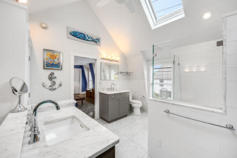 15 Center Street Provincetown MA 02657