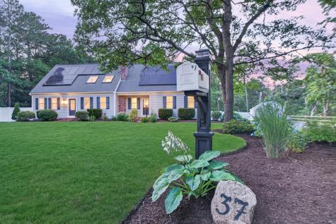 37 Autumn Court Brewster MA 02631