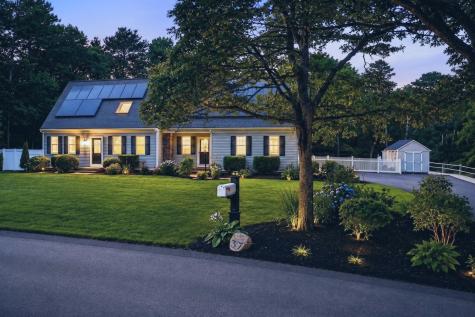 37 Autumn Court Brewster MA 02631