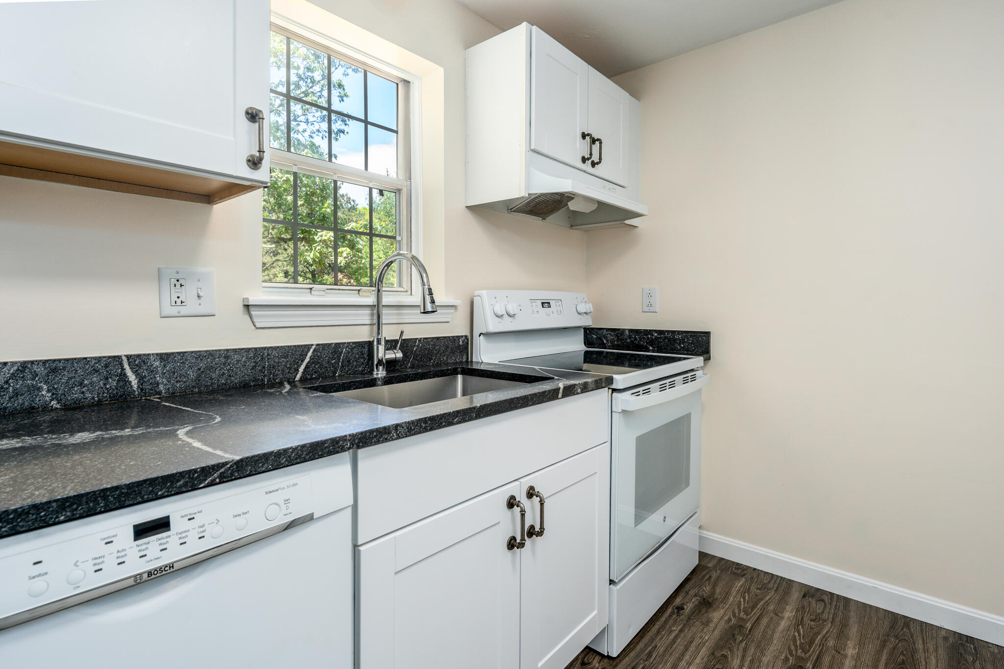 168 White Moss Drive Marstons Mills MA 02648