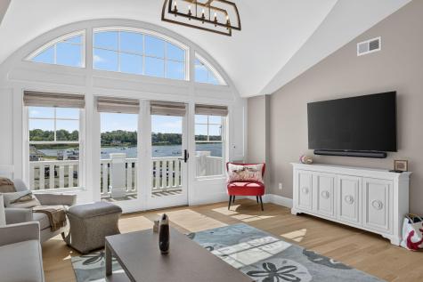 12 Pond Street Chatham MA 02633