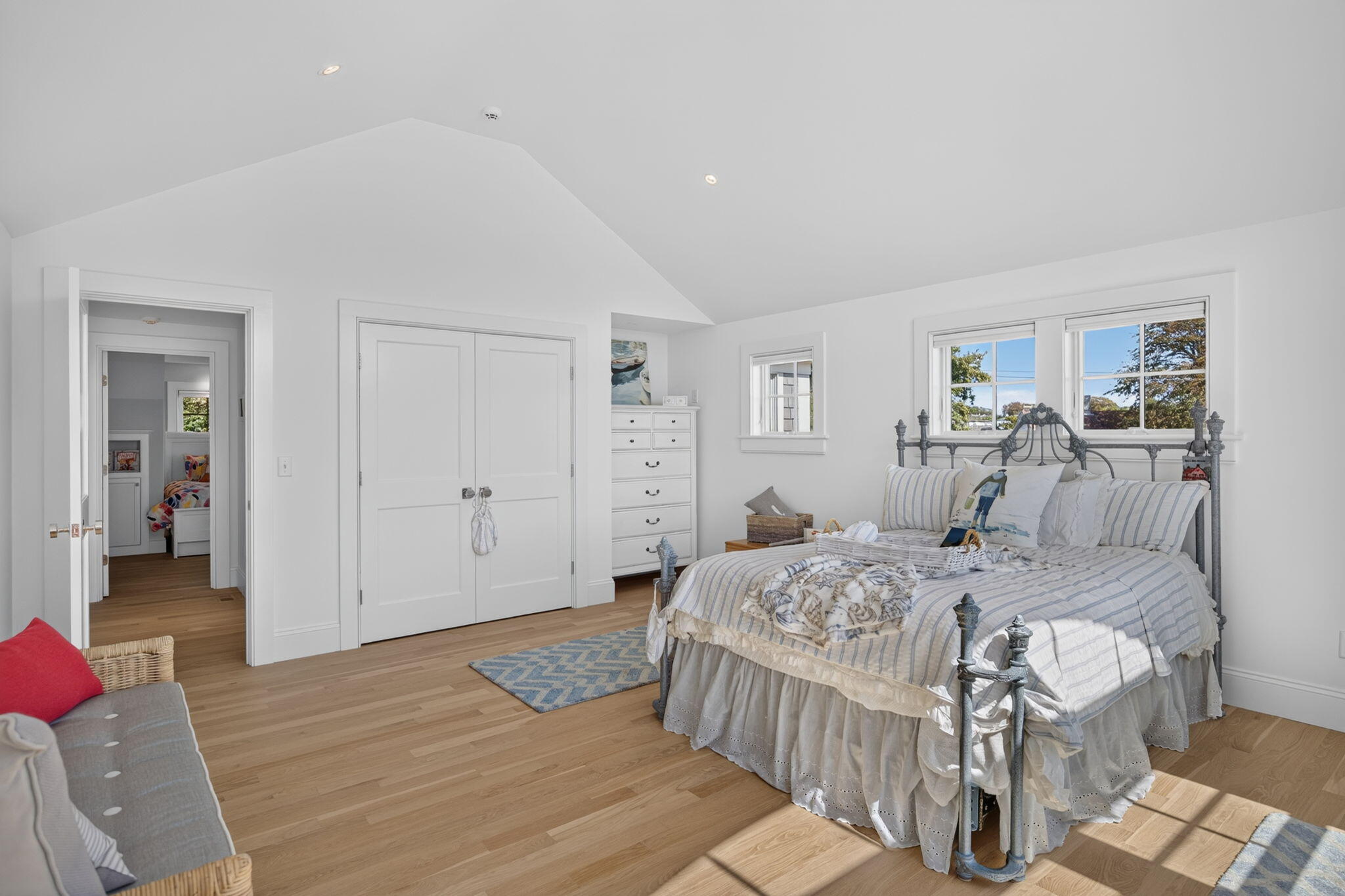 12 Pond Street Chatham MA 02633