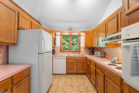 679 Poponessett Road Barnstable MA 02630