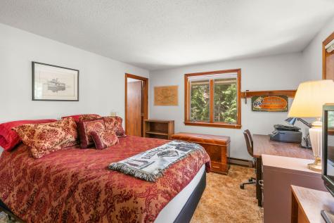 679 Poponessett Road Barnstable MA 02630