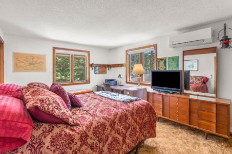 679 Poponessett Road Barnstable MA 02630