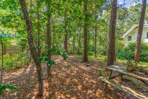 679 Poponessett Road Barnstable MA 02630