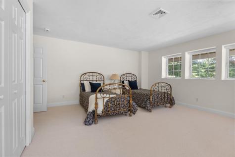 14 Glenneagle Drive Mashpee MA 02649