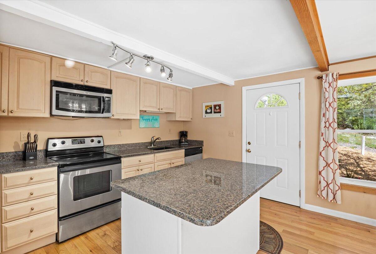 35 Tecumseh Road Wellfleet MA 02667