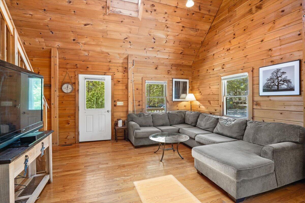 35 Tecumseh Road Wellfleet MA 02667