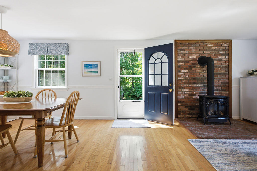 68 Long Hill Road Dennis MA 02638