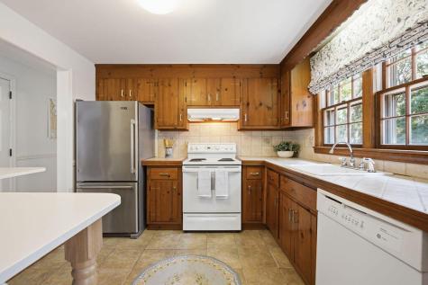 68 Long Hill Road Dennis MA 02638