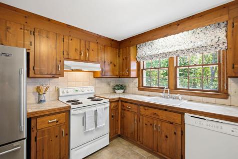 68 Long Hill Road Dennis MA 02638